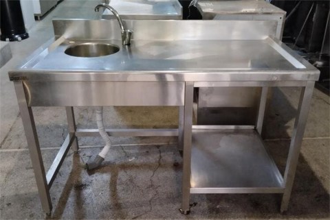 Λάντζα Ανοξείδωτη Ανοιχτή 140x70x88Cm Με 1 Γούρνα Φ30Cm Μεταχειρισμένη